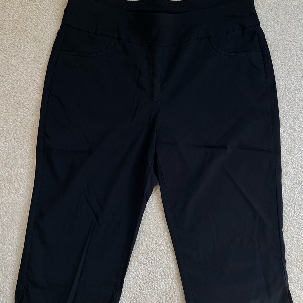 Ruby Rd. Classic Black Women's Capris